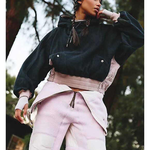 FP MOVEMENT Snow Day Hoodie / Black Combo - Picture 2 of 11